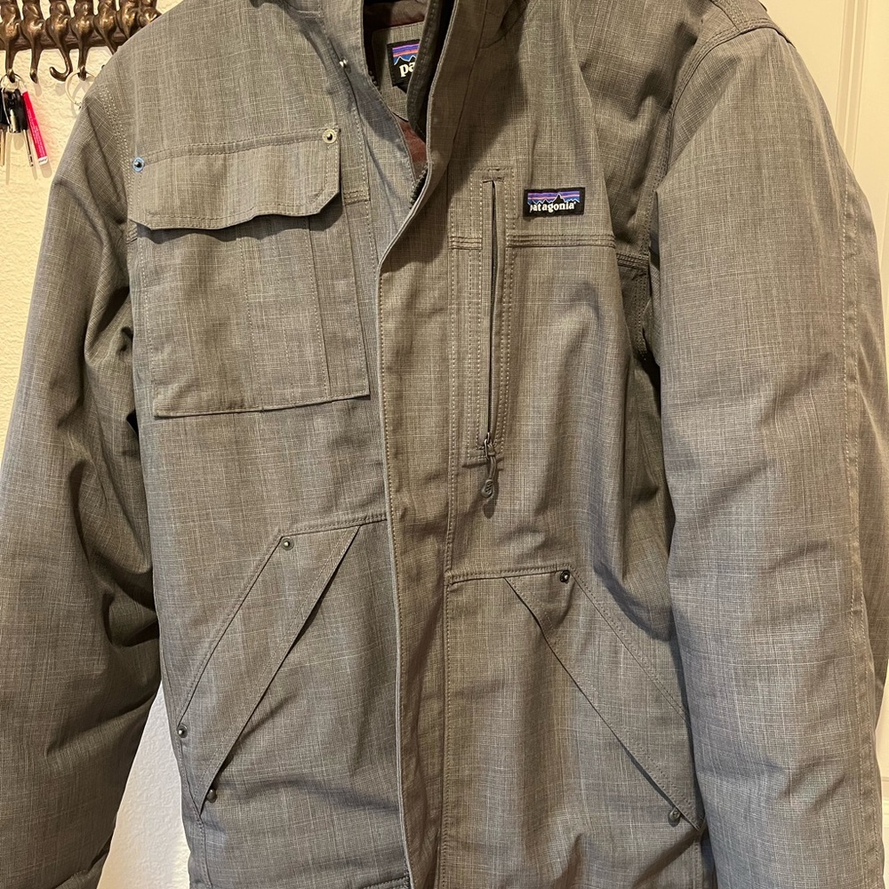 Patagonia Men's Wanaka Down Jacket, Gray, Medium